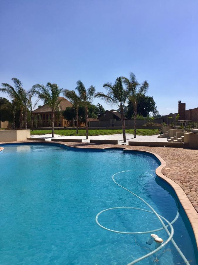 The Three Countries Estate Hotel Benoni Exterior photo